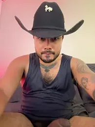 PapiStan webcam stripchat model stream image