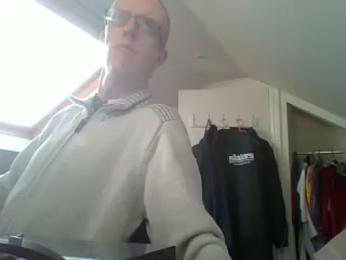 AdmiredThirty webcam stripchat model stream image