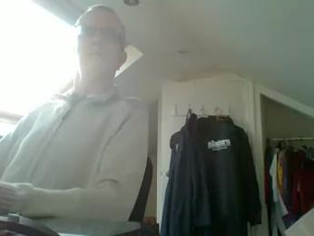 AdmiredThirty webcam model stream image
