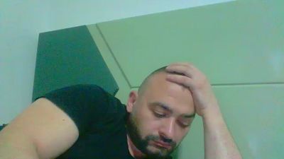 camera_arab webcam model stream image