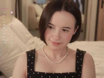 MissEssie webcam model stream image