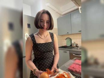 MissEssie webcam model stream image