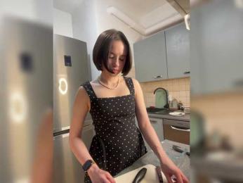 MissEssie webcam model stream image