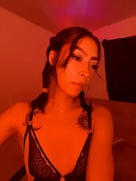 Ounla_Sweet webcam model stream image