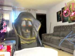 karimpink webcam model stream image