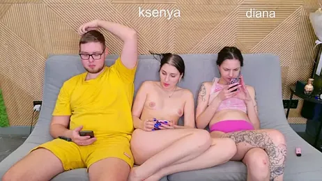 Ksenny webcam stripchat model stream image