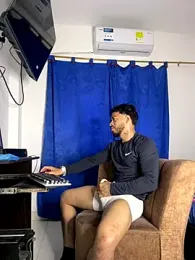 Kylian_Alessandro webcam model stream image