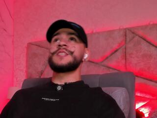 Dick Griffith webcam model stream image