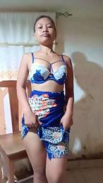 honesexy webcam model stream image