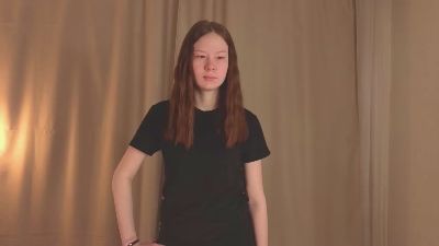 MoriahDroz webcam model stream image