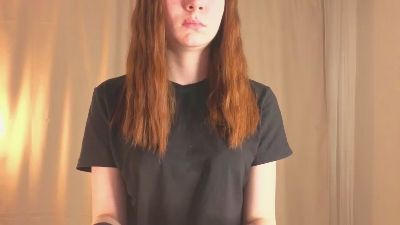 MoriahDroz webcam model stream image