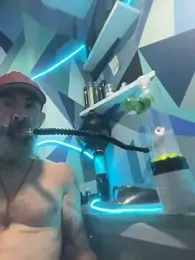 HandyBro webcam model stream image