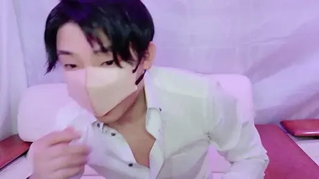 -kou-- webcam stripchat model stream image