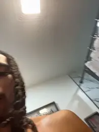 Mellyj053 webcam model stream image