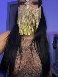 kamila_french webcam model stream image