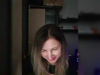 Nushka1984 webcam model stream image