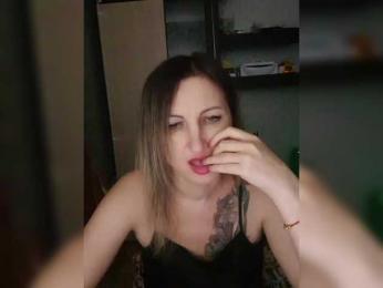 Nushka1984 webcam model stream image