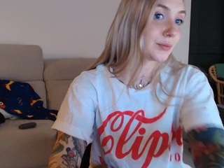 tattoobbgirl webcam model stream image