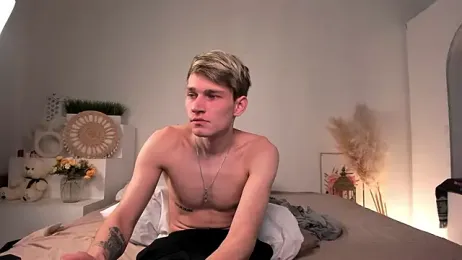 Volan_Starts webcam model stream image