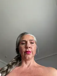 Alimela webcam stripchat model stream image