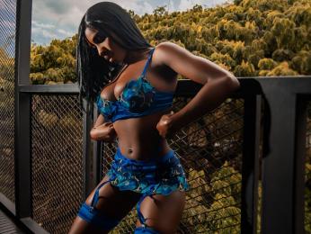 CrischelNovaks webcam model stream image