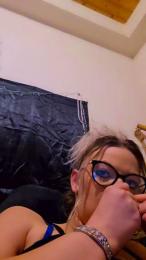 Jessicahe webcam model stream image