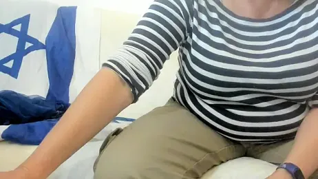 IsraeliMilf webcam model stream image