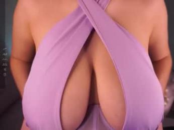 anuricbriny webcam chaturbate model stream image