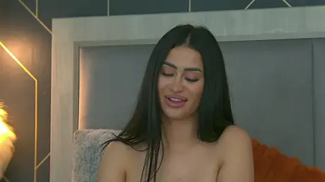 EmyLaveau webcam model stream image