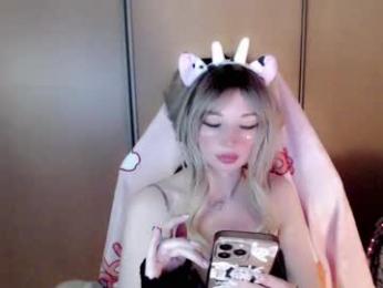 oh_pichuu webcam model stream image