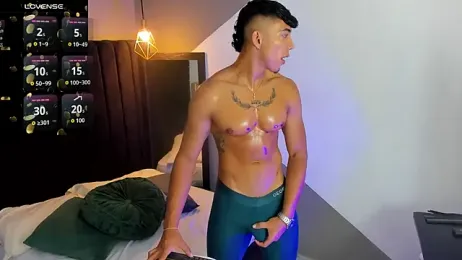 Bryan_robayo5 webcam stripchat model stream image