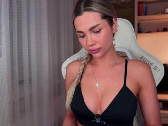 AlexaS_ webcam model stream image