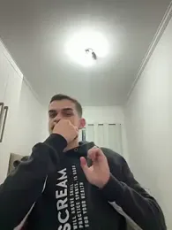 Santonn_ webcam model stream image