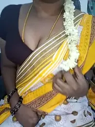 Tamil-hotwife webcam model stream image