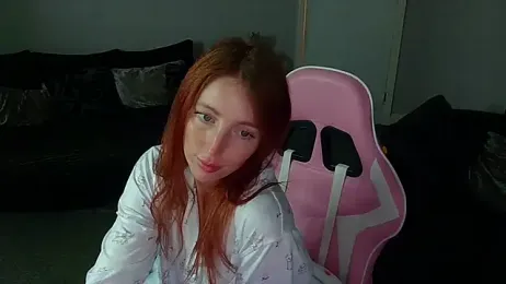 Red_firesquirt webcam model stream image