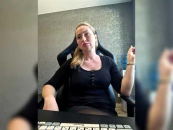 goddesssssss webcam model stream image