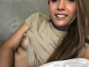 pinky_skylar webcam model stream image