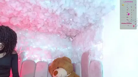 puca_ebony webcam model stream image