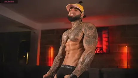 Eros_Dark_ webcam model stream image