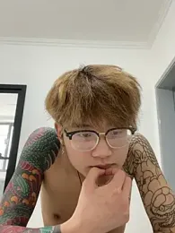 KK-cuteboy webcam model stream image