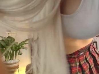 dahnia_cruz webcam model stream image