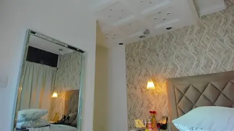 Lily_cooperr webcam model stream image