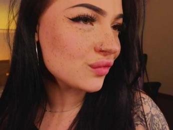 LisaaLiss webcam model stream image