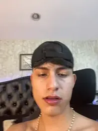 Lander_Cruz webcam stripchat model stream image