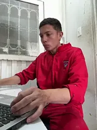 santiObrero webcam model stream image