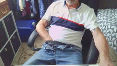 Kevinareux60 webcam model stream image