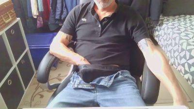 Kevinareux60 webcam model stream image