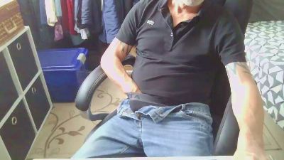 Kevinareux60 webcam cam4 model stream image