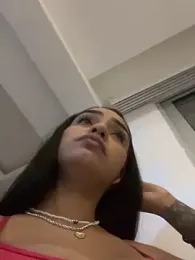 Sara-77 webcam model stream image