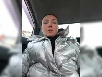 DIVORA webcam model stream image